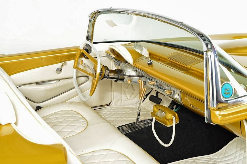 Illustration for article titled Laissez Les Bons Temps Rouler In A Custom T-Bird